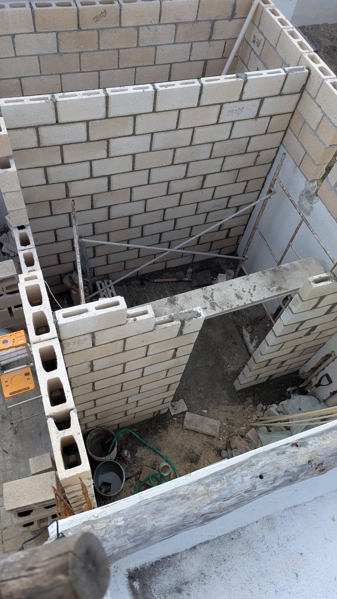 Top view of block layout and wall work